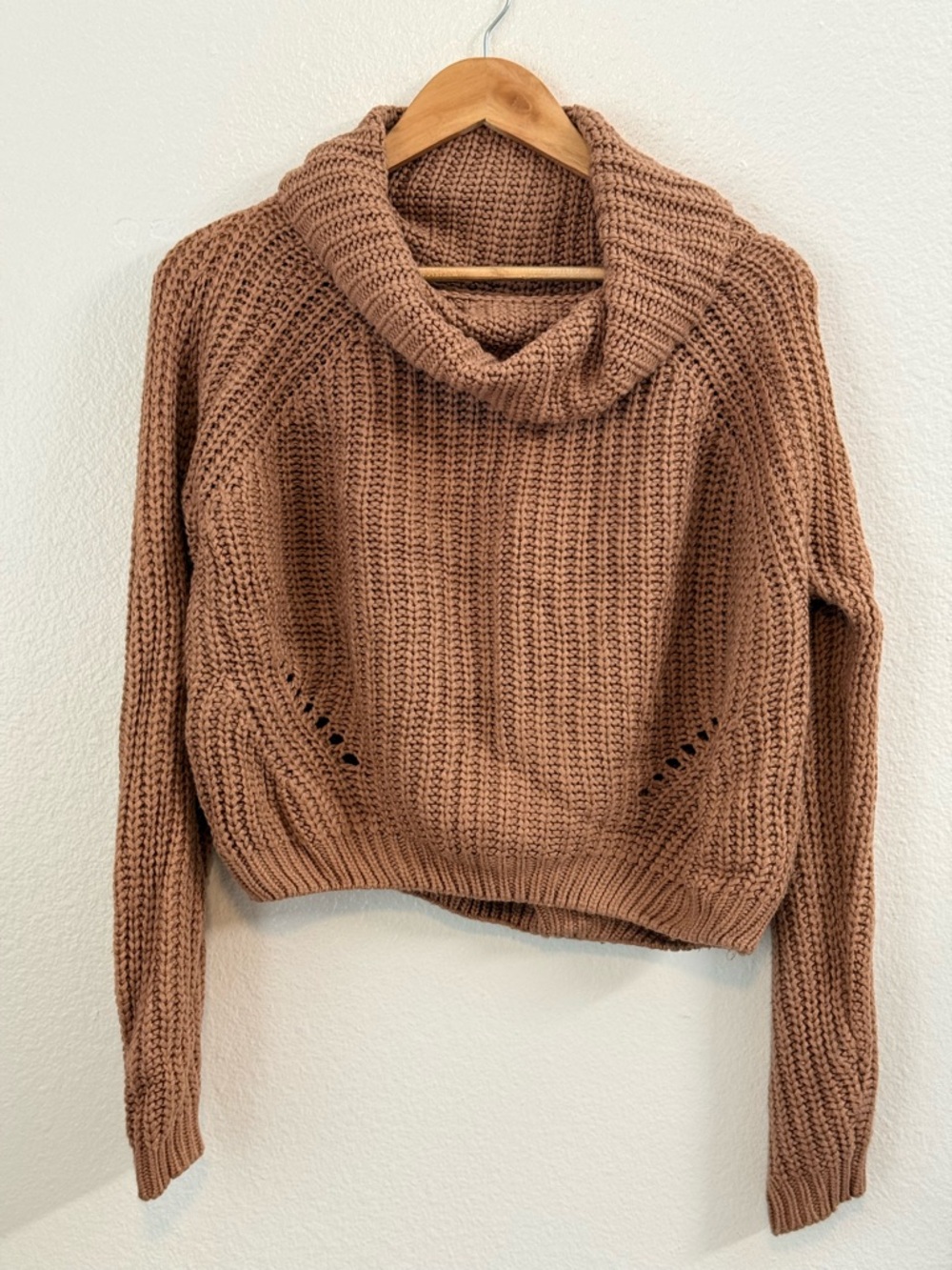 Moon and Madison Cozy Cowl Neck Knit Sweater Brown Size S Chunky Loungewear